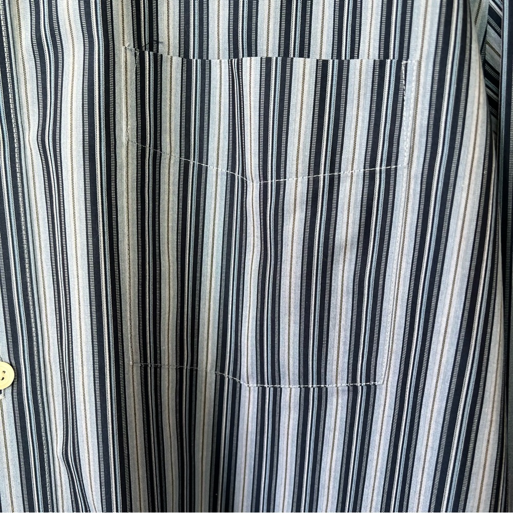 Like New! Men’s Eddie Bauer Long Sleeve Shirt Size XXL - Picture 3 of 7